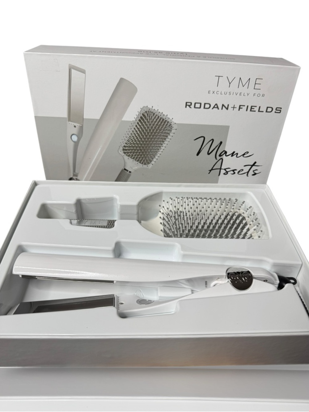 TYME NWT Mane Assets Styling Set w TYME Flat Iron & Paddle Brush